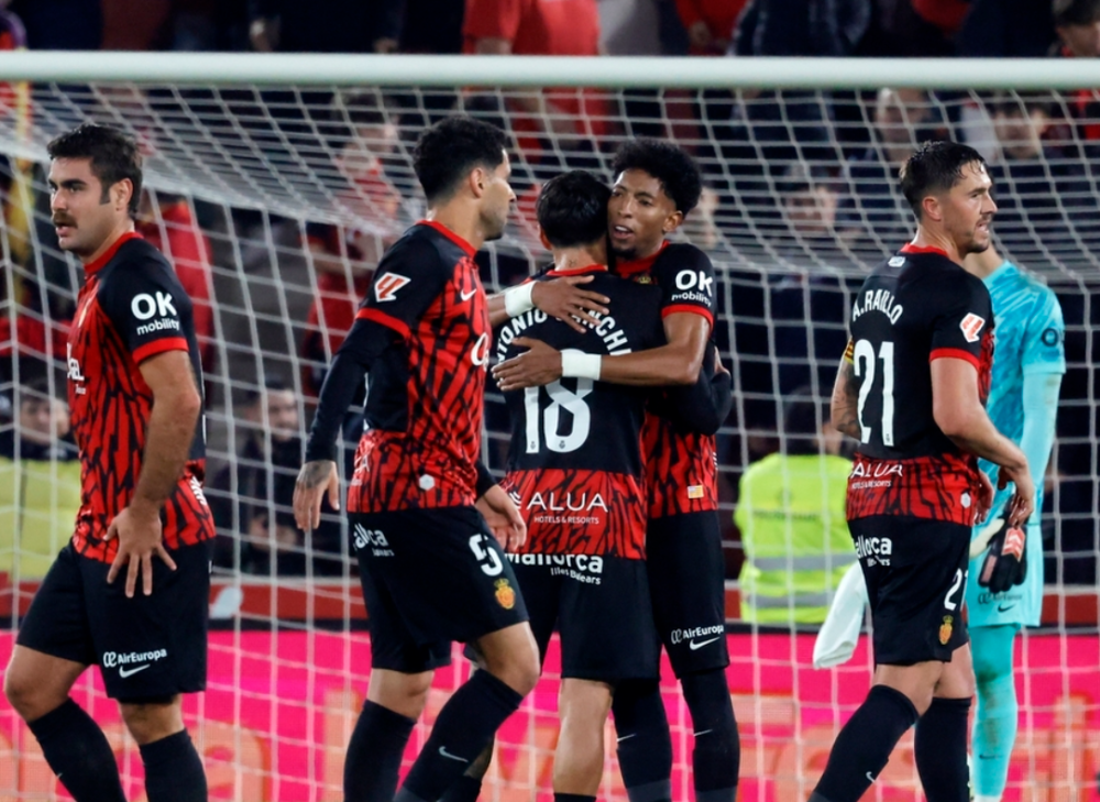 東欧球队對決中东劲旅：强者胜出