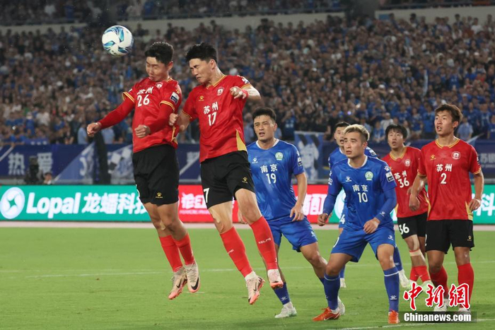南京主场比拼：江苏火力全开卫冕之路不易