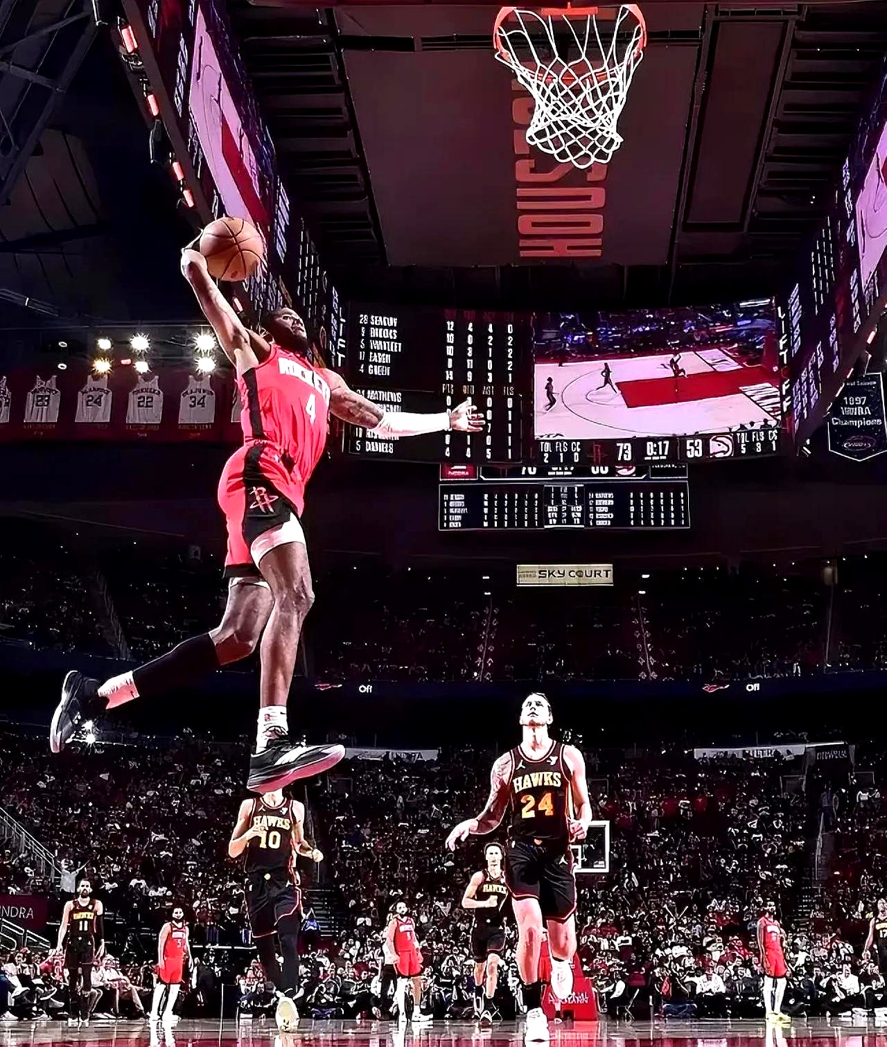 包含战绩出色，球员实力备受夸赞的词条