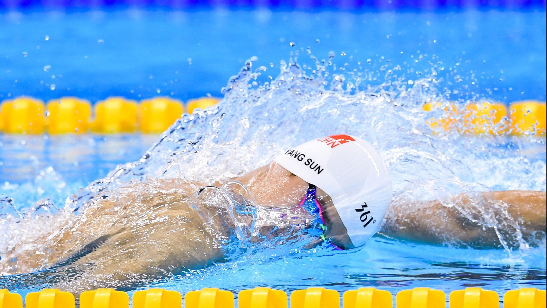 北欧童话破灭之夜，日本队战术完胜丹麦，李梓嘉领衔的亚洲力量崛起